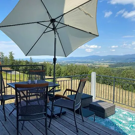 W Widokowej Osadzie * Międzylesie