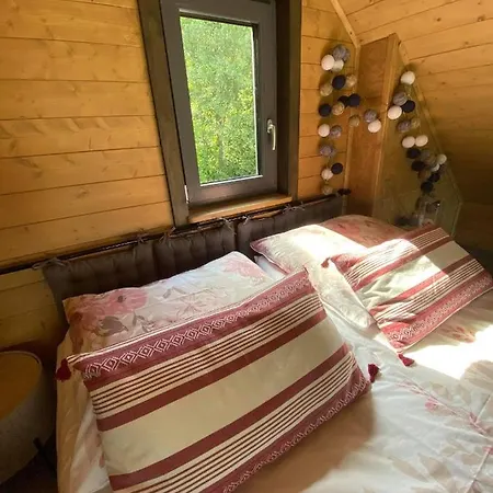 W Widokowej Osadzie Międzylesie